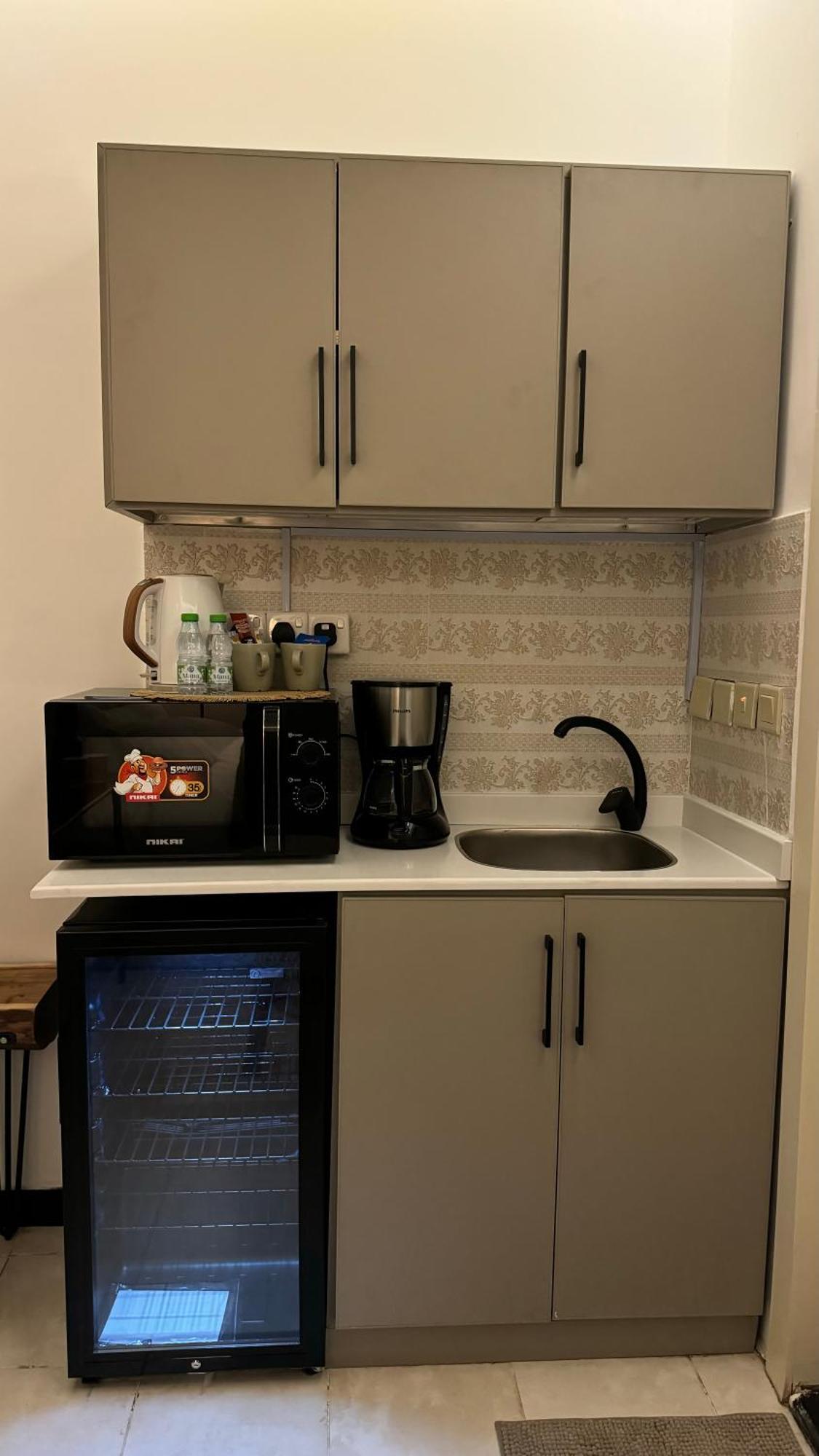استوديو انيق في الياسمين - Uniq In Al Yasmin Dis Apartment *